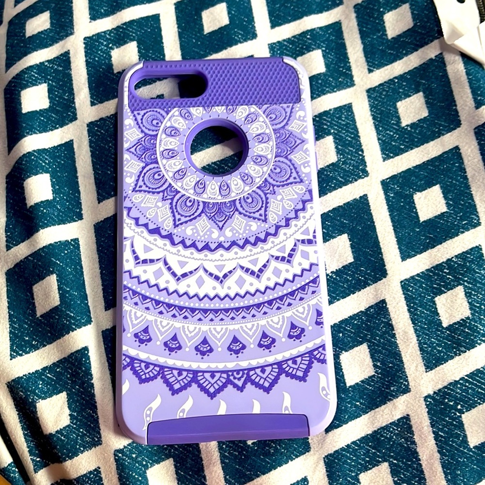 iPhone 7/8 plus light and dark purple tribal case used once